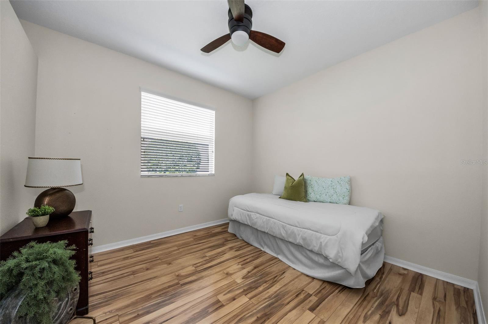 Image 34 of 62 For 18933 Grand Club Drive