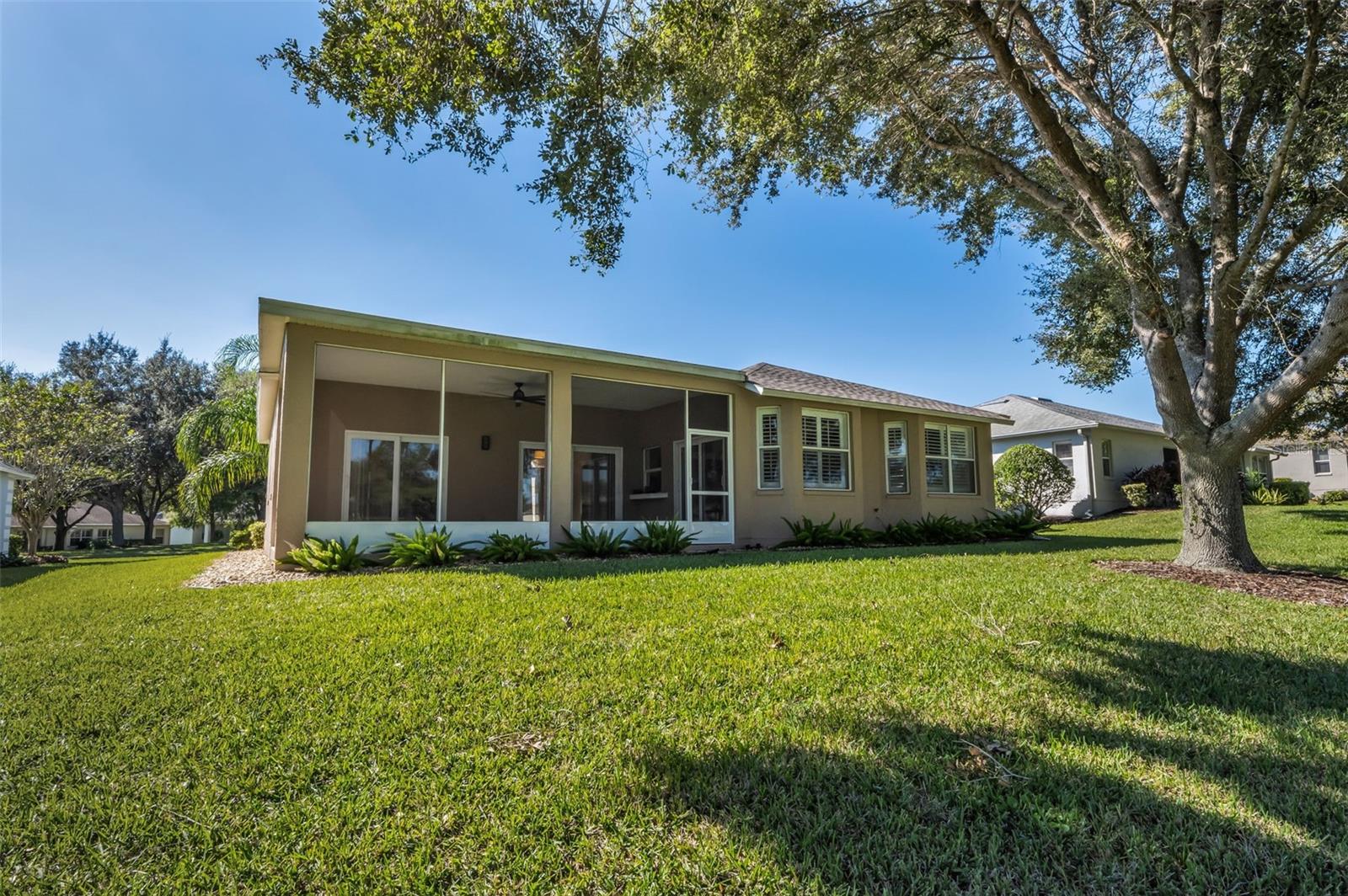 Image 38 of 62 For 18933 Grand Club Drive