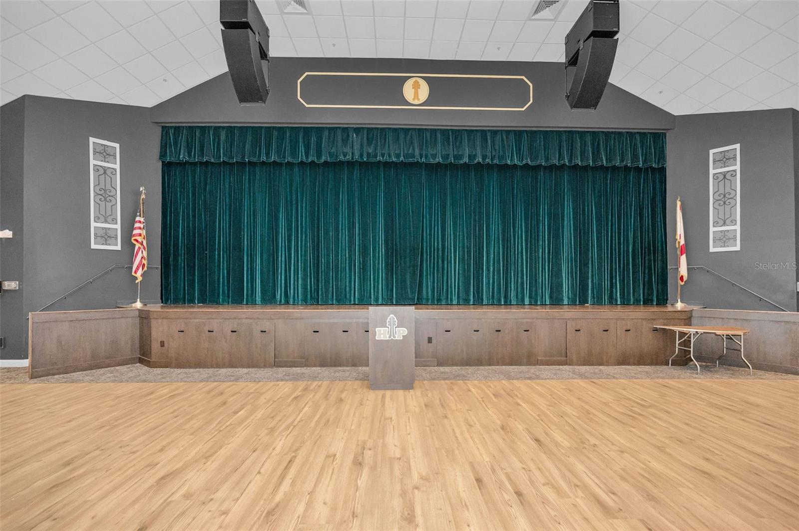 Image 50 of 62 For 18933 Grand Club Drive