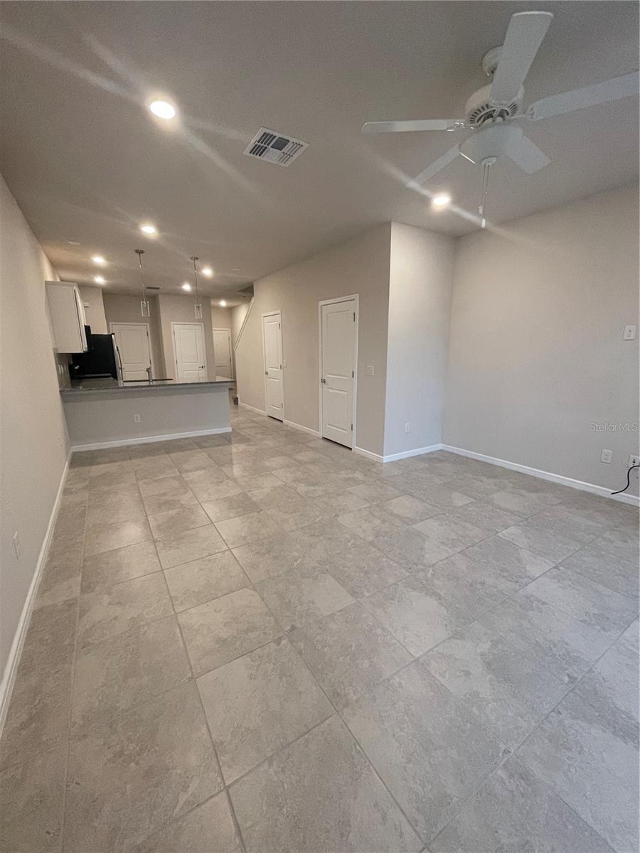 Image 6 of 14 For 5409 Elmview Crossing