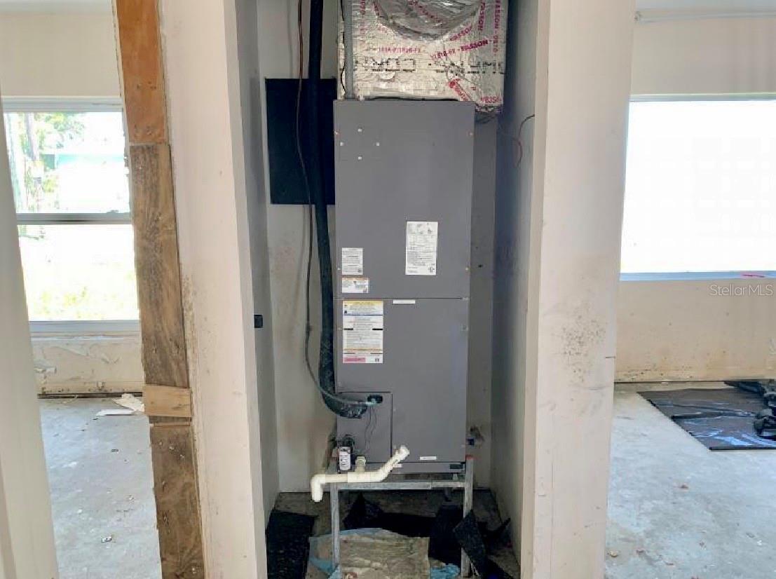 Image 10 of 16 For 365 145th Avenue E