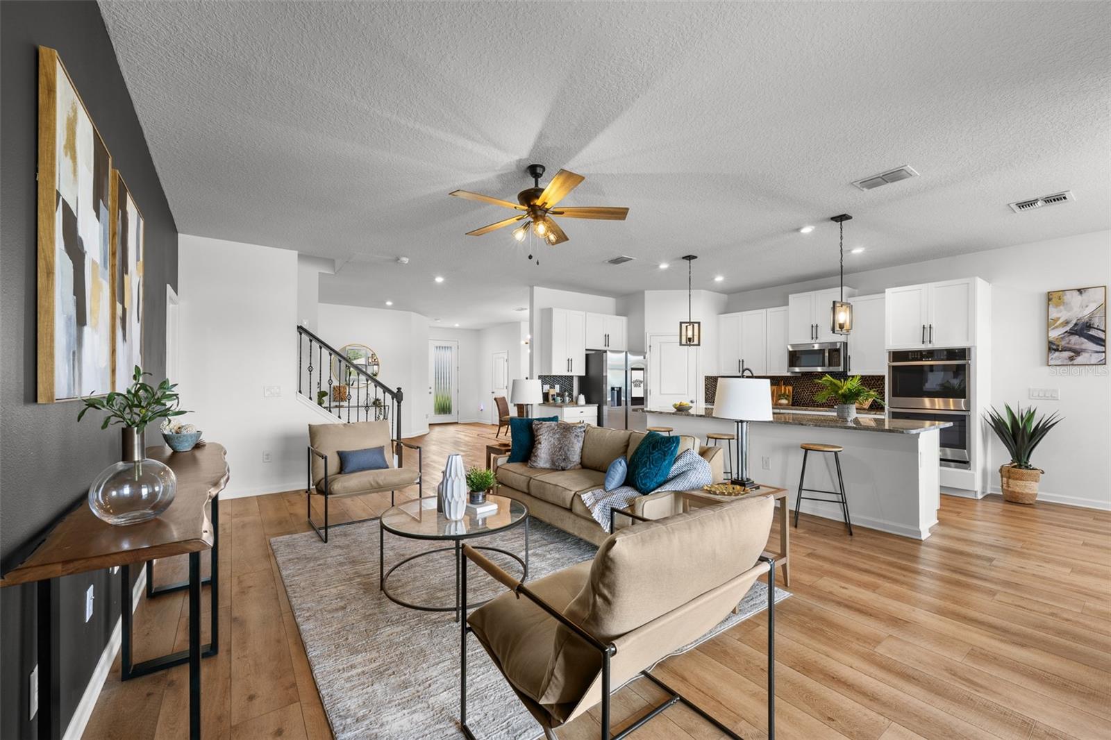 Image 13 of 32 For 8576 Broadstone Drive