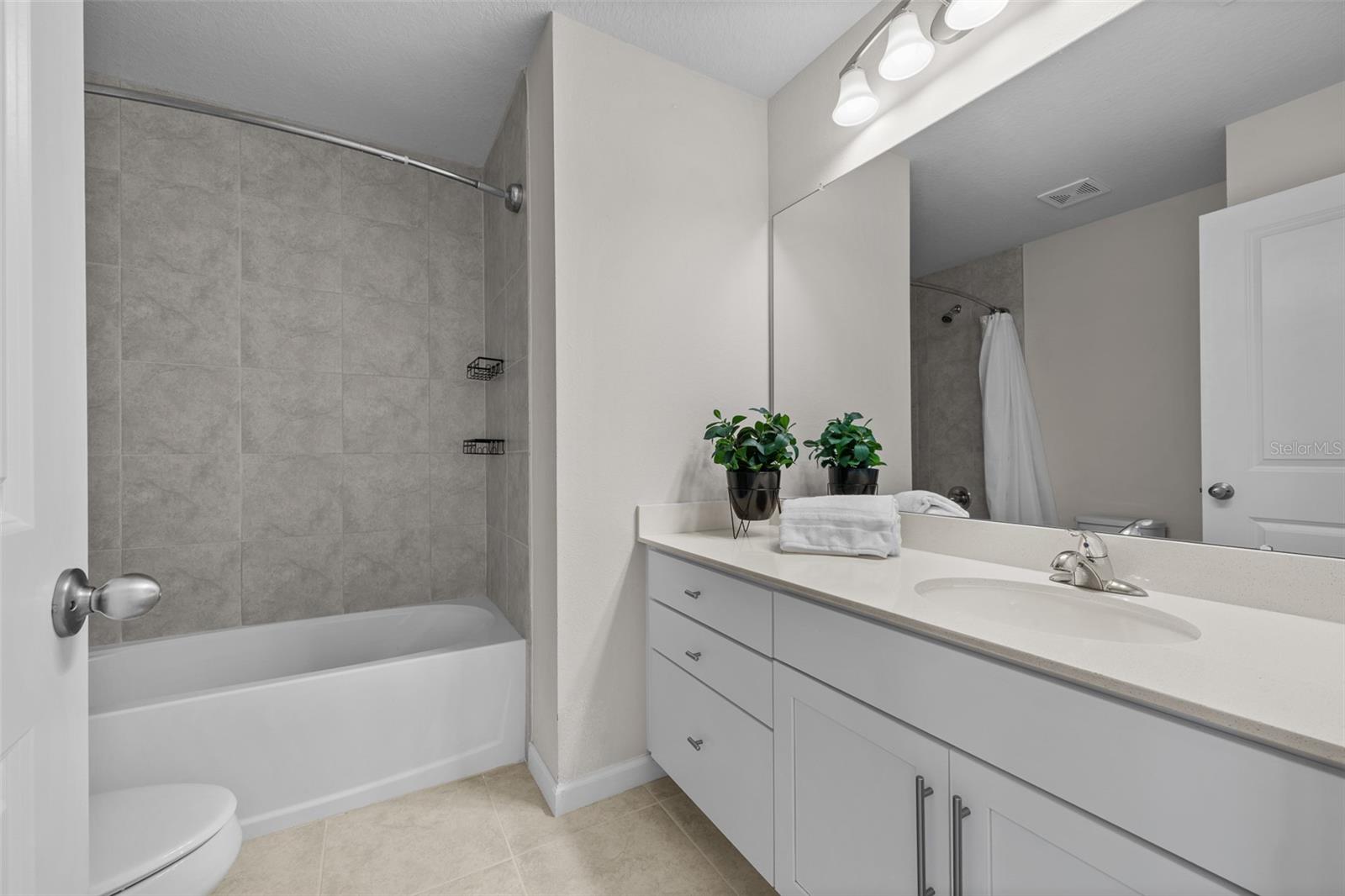 Image 27 of 32 For 8576 Broadstone Drive