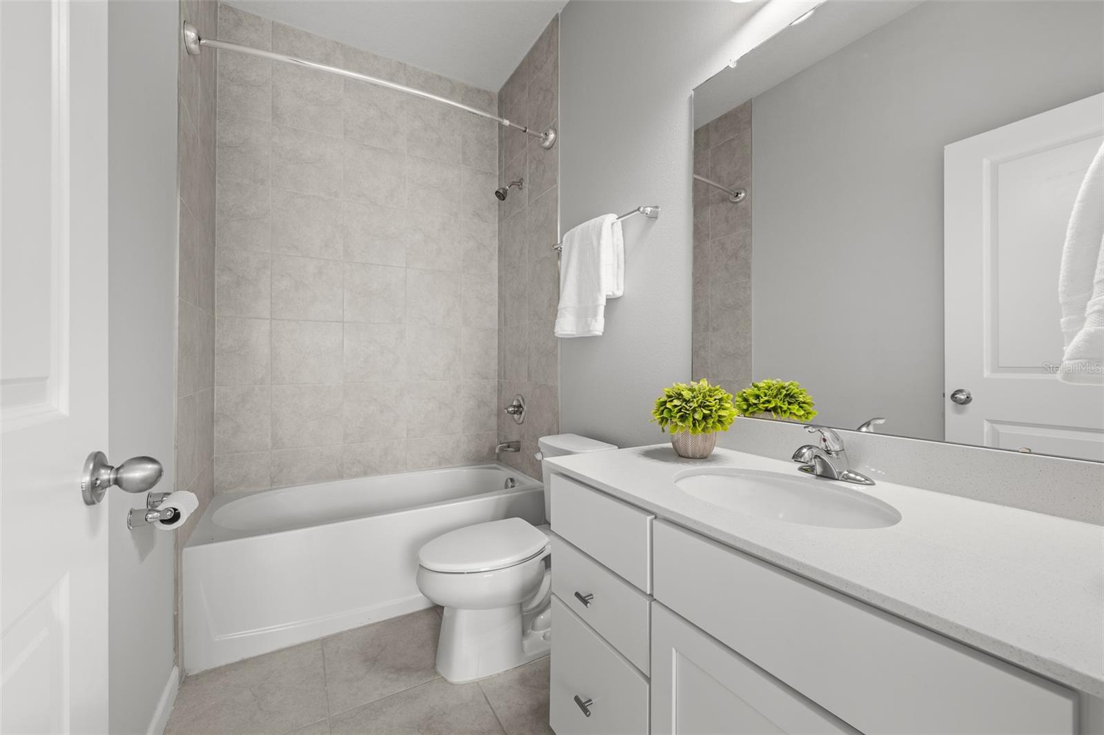 Image 7 of 32 For 8576 Broadstone Drive