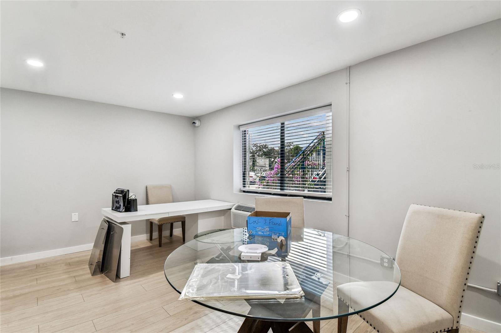 Image 7 of 10 For 830 Kennedy Boulevard