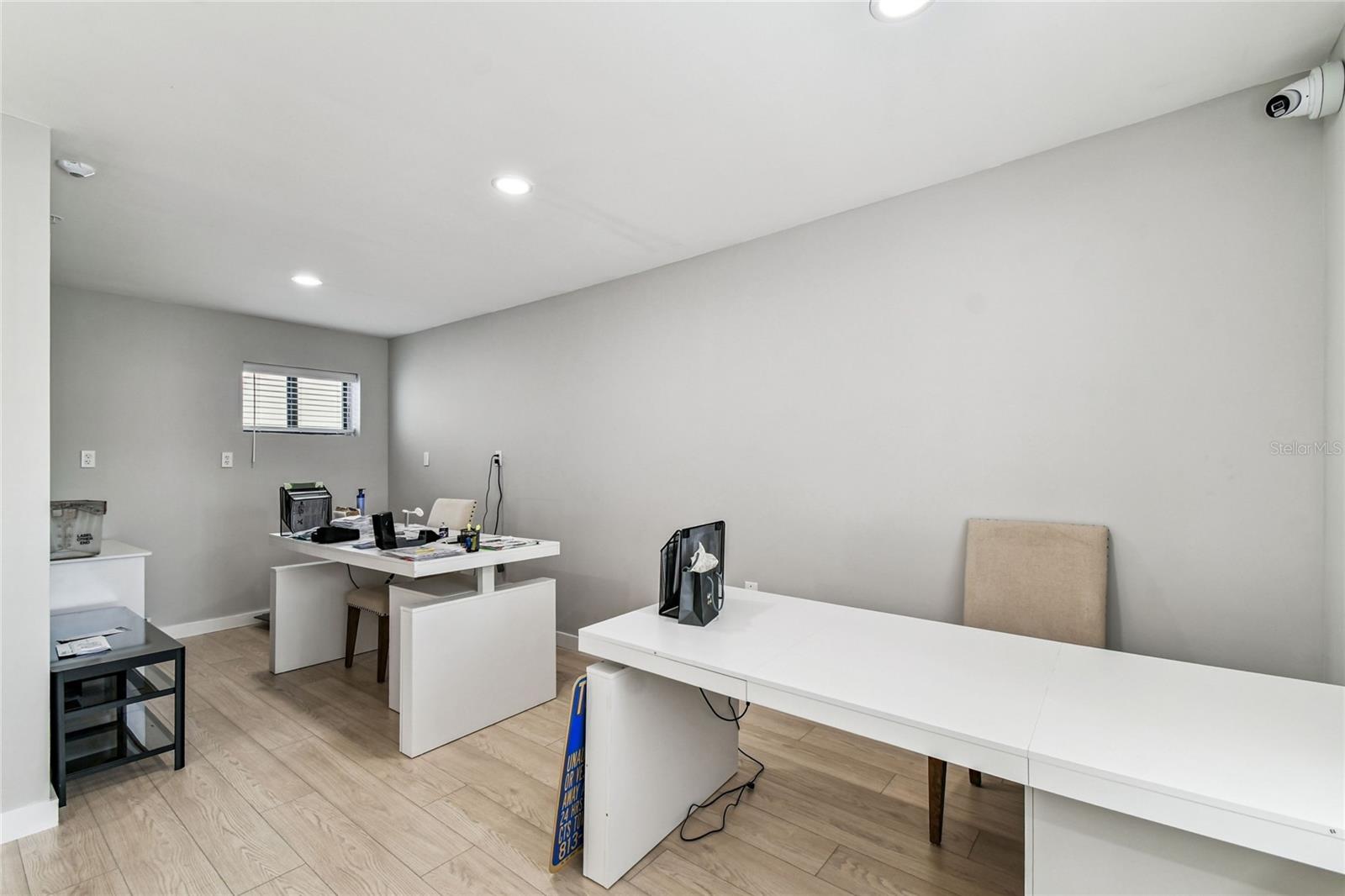 Image 8 of 10 For 830 Kennedy Boulevard