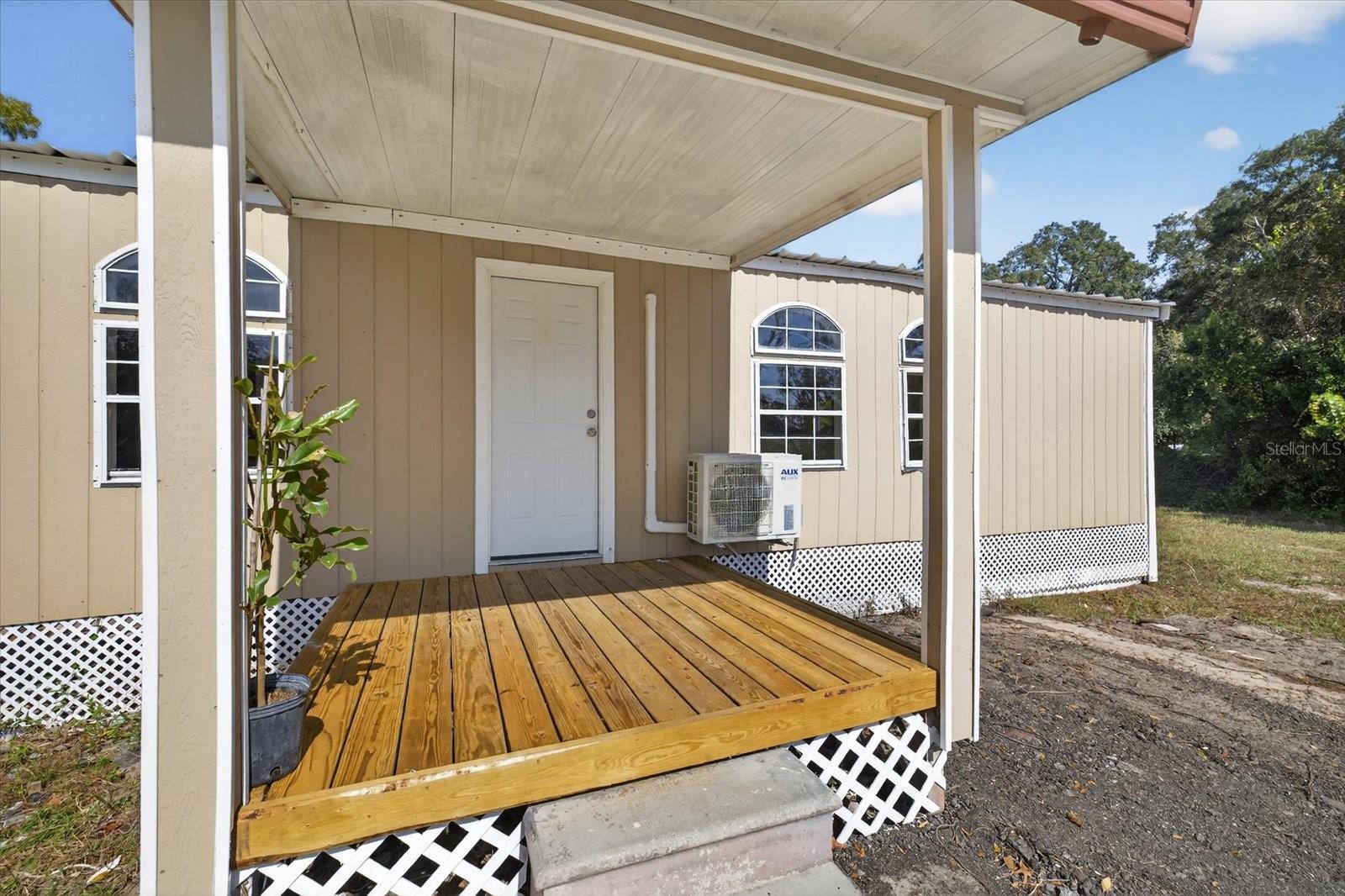 Image 11 of 53 For 15535 Larry Road