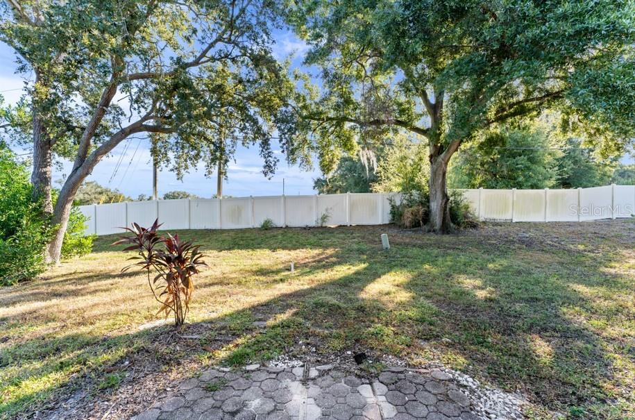 Image 23 of 30 For 2928 Bancroft Circle E E