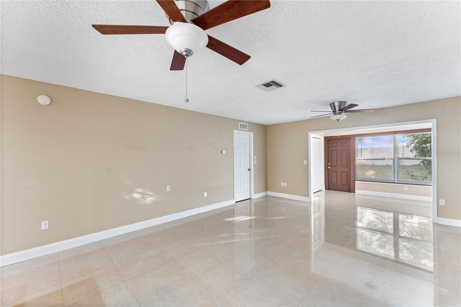 Image 8 of 30 For 2928 Bancroft Circle E E