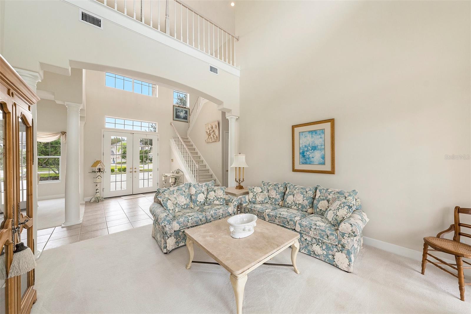 Listing photo id 8 for 4527 Cheval Boulevard