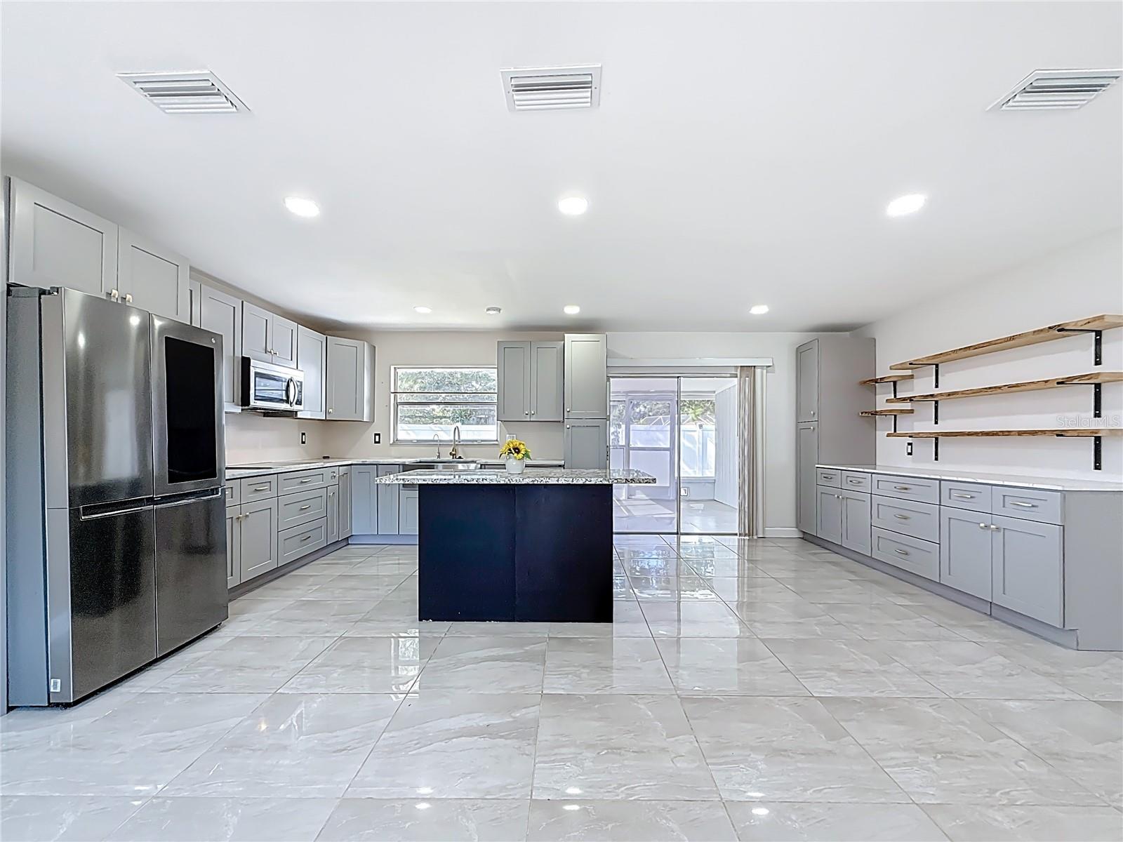 Image 10 of 35 For 11312 62nd Street N