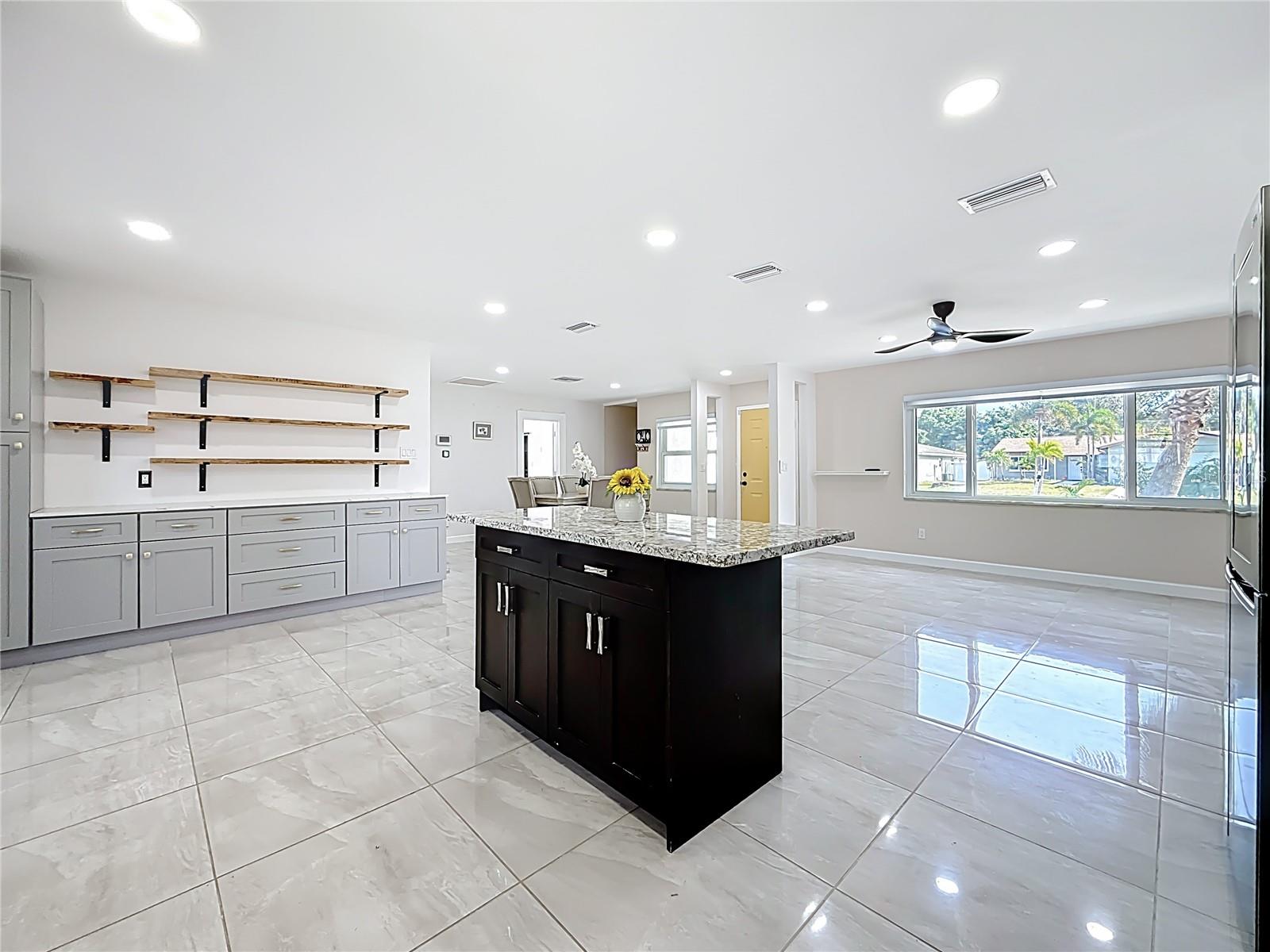 Image 12 of 35 For 11312 62nd Street N