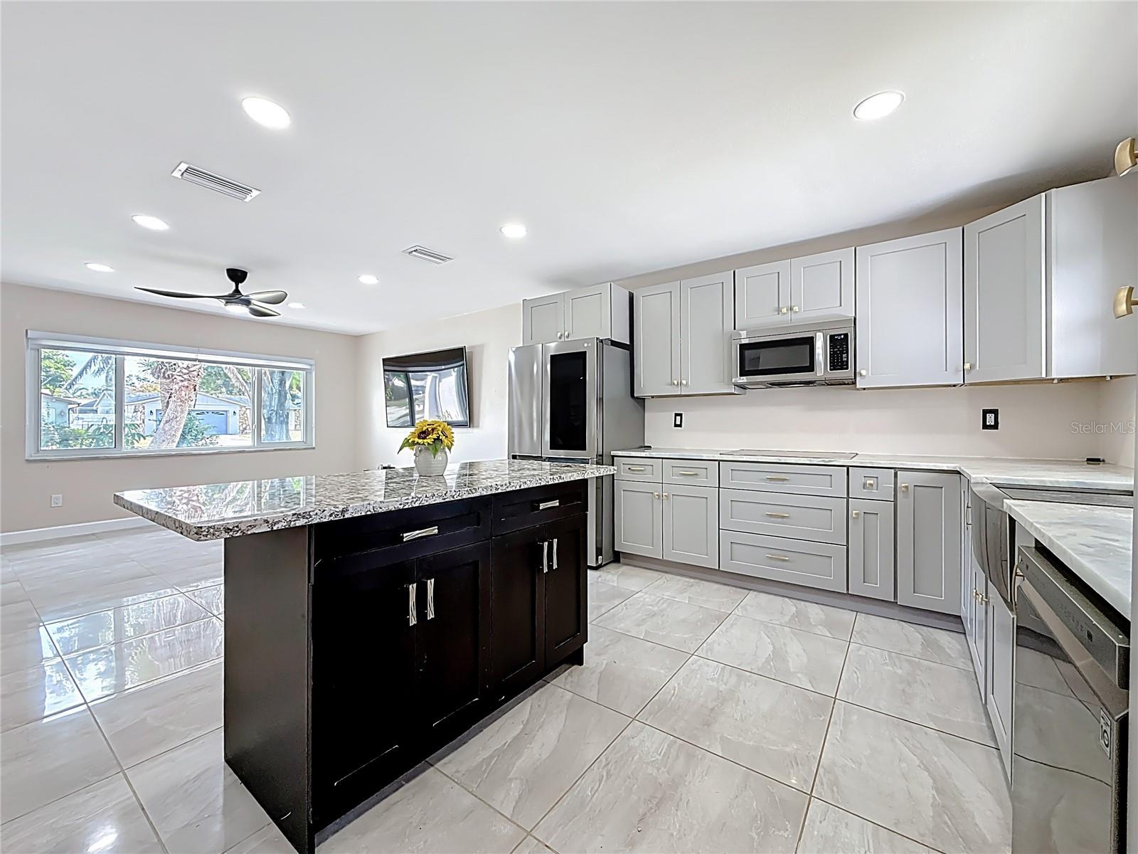 Image 14 of 35 For 11312 62nd Street N