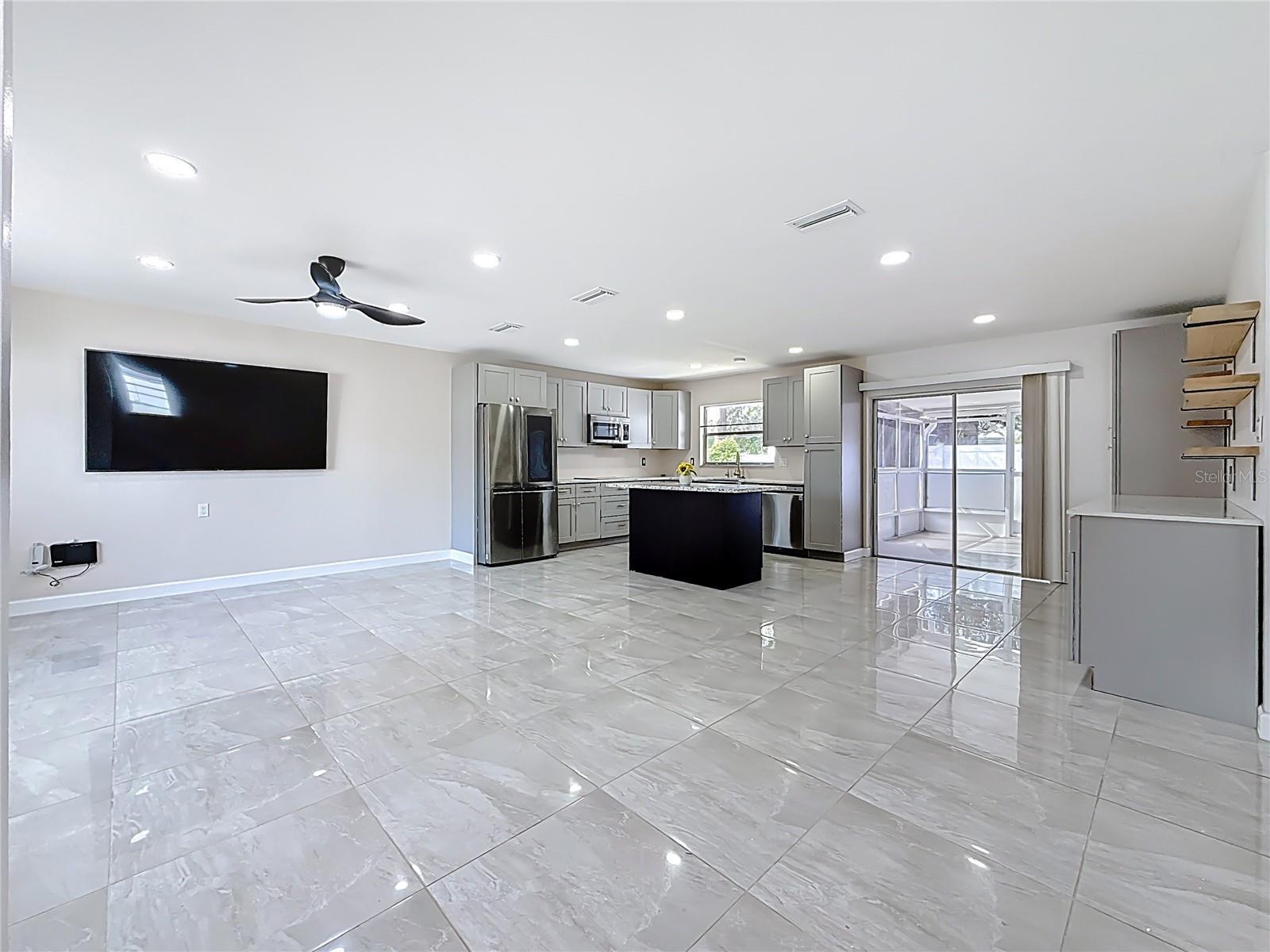 Image 8 of 35 For 11312 62nd Street N