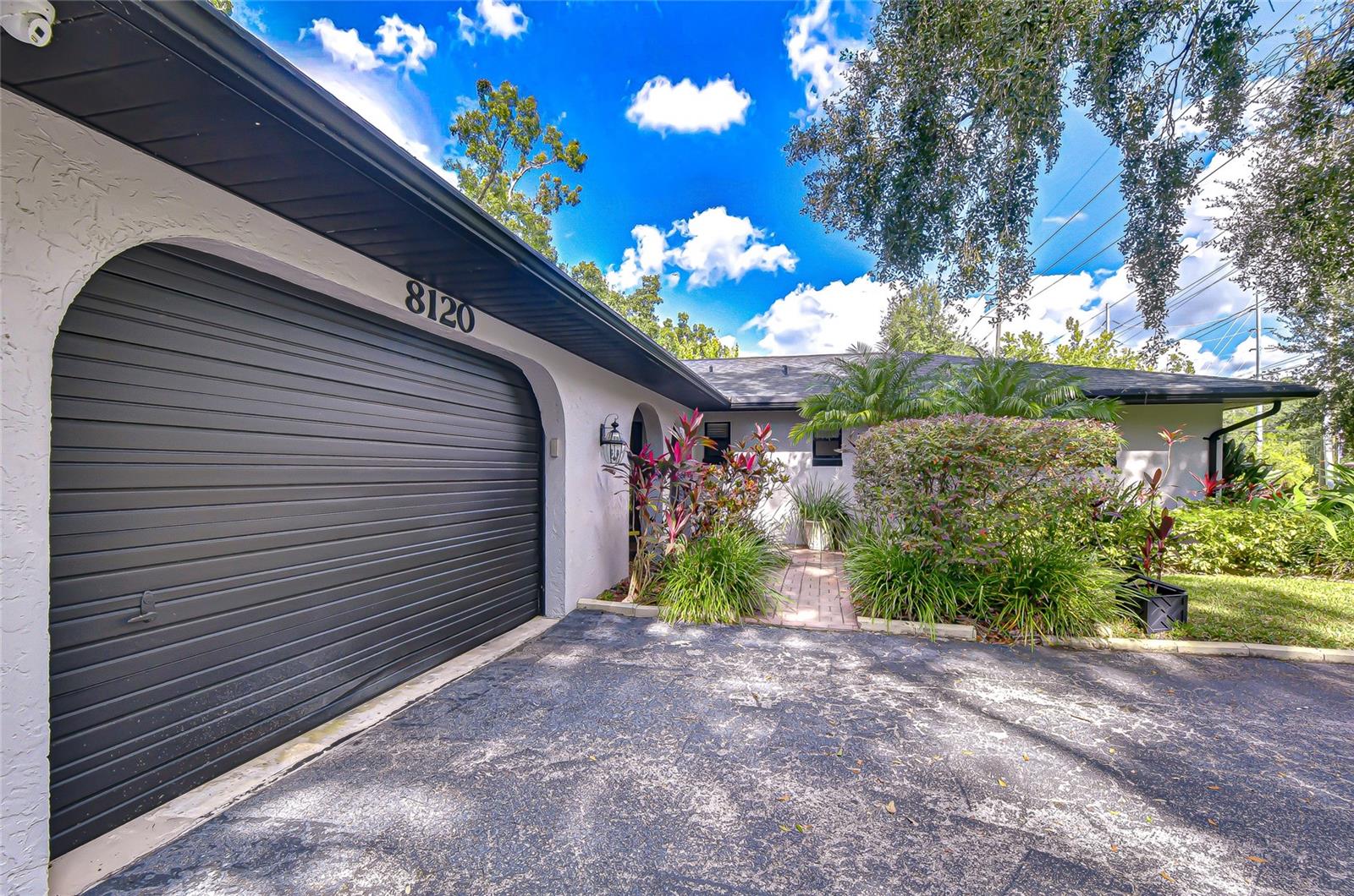 Image 17 of 76 For 8120 Albany Avenue