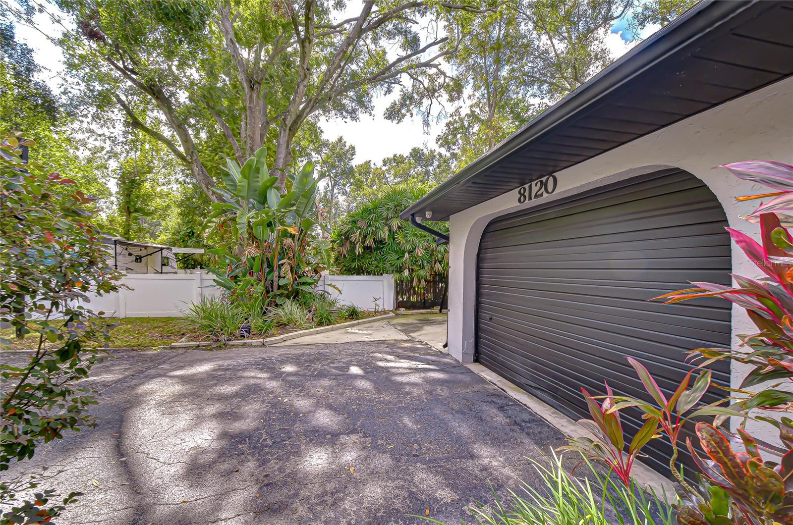 Image 18 of 76 For 8120 Albany Avenue