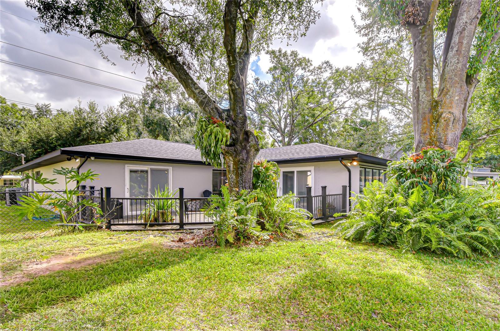 Image 19 of 76 For 8120 Albany Avenue