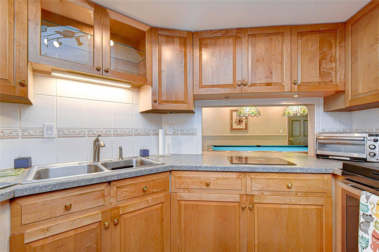 Image 41 of 76 For 8120 Albany Avenue