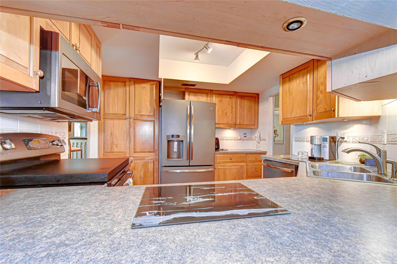 Image 45 of 76 For 8120 Albany Avenue