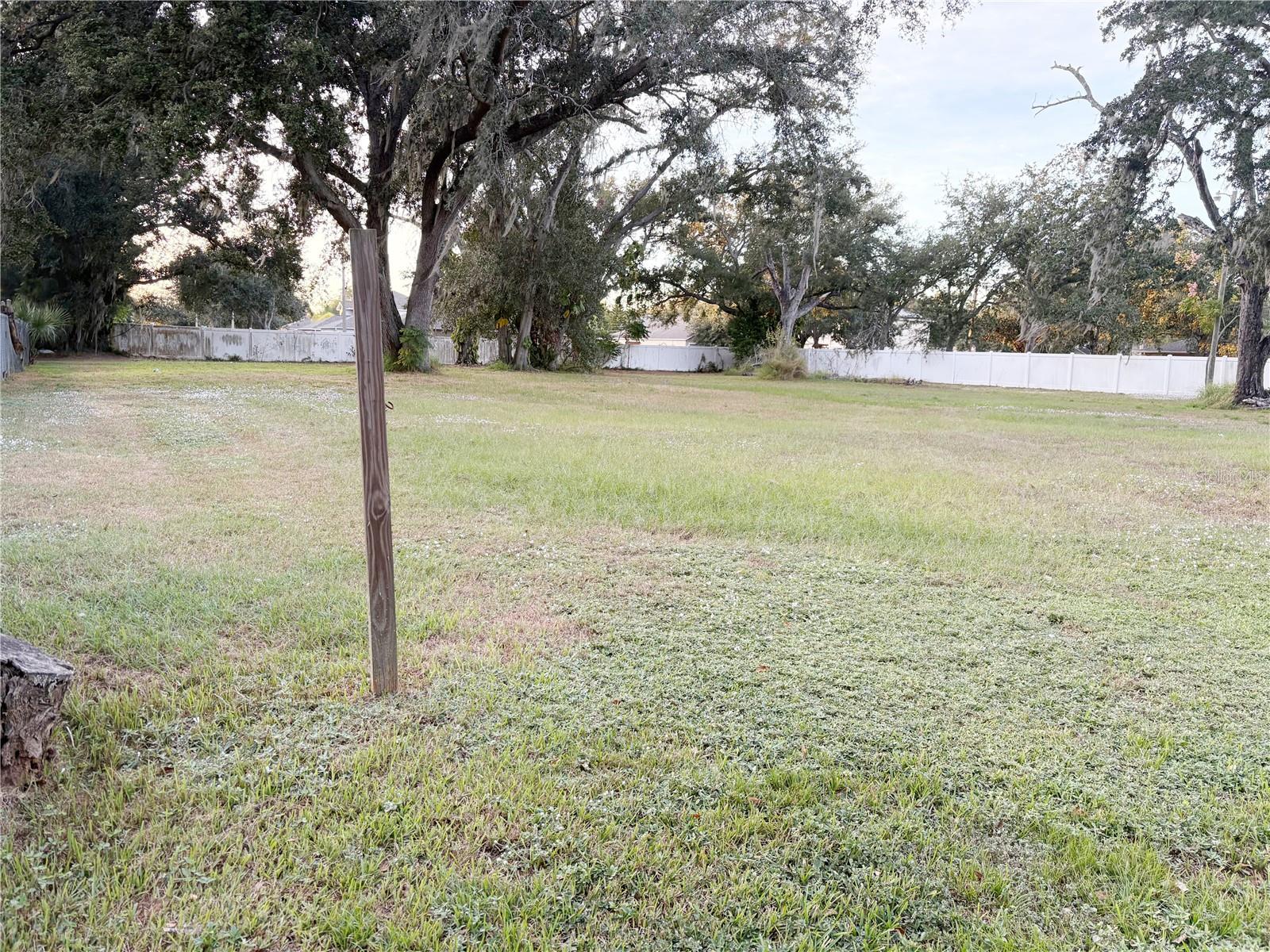 Image 7 of 8 For 6227 Krycul Avenue