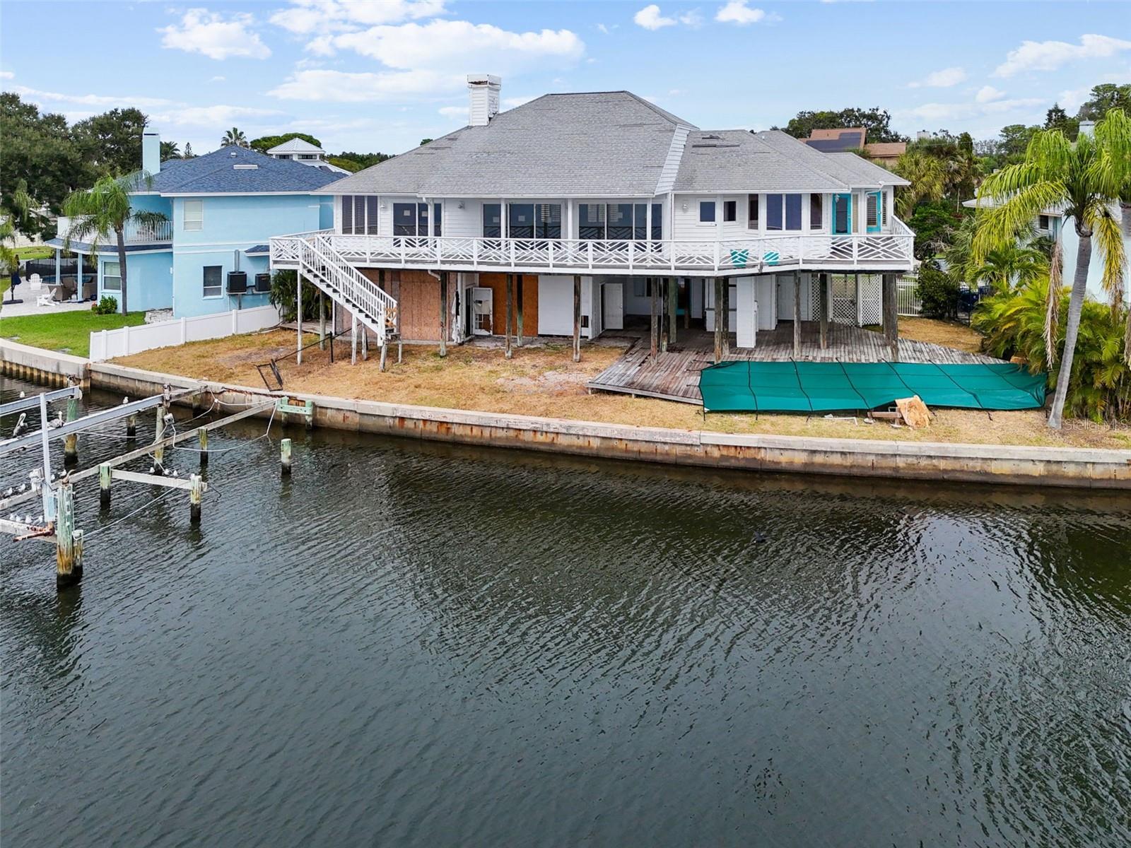 Listing photo id 12 for 121 Augusta Avenue