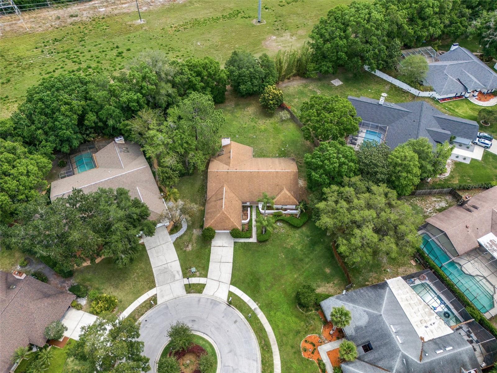 Listing photo id 20 for 16125 Ancroft Court