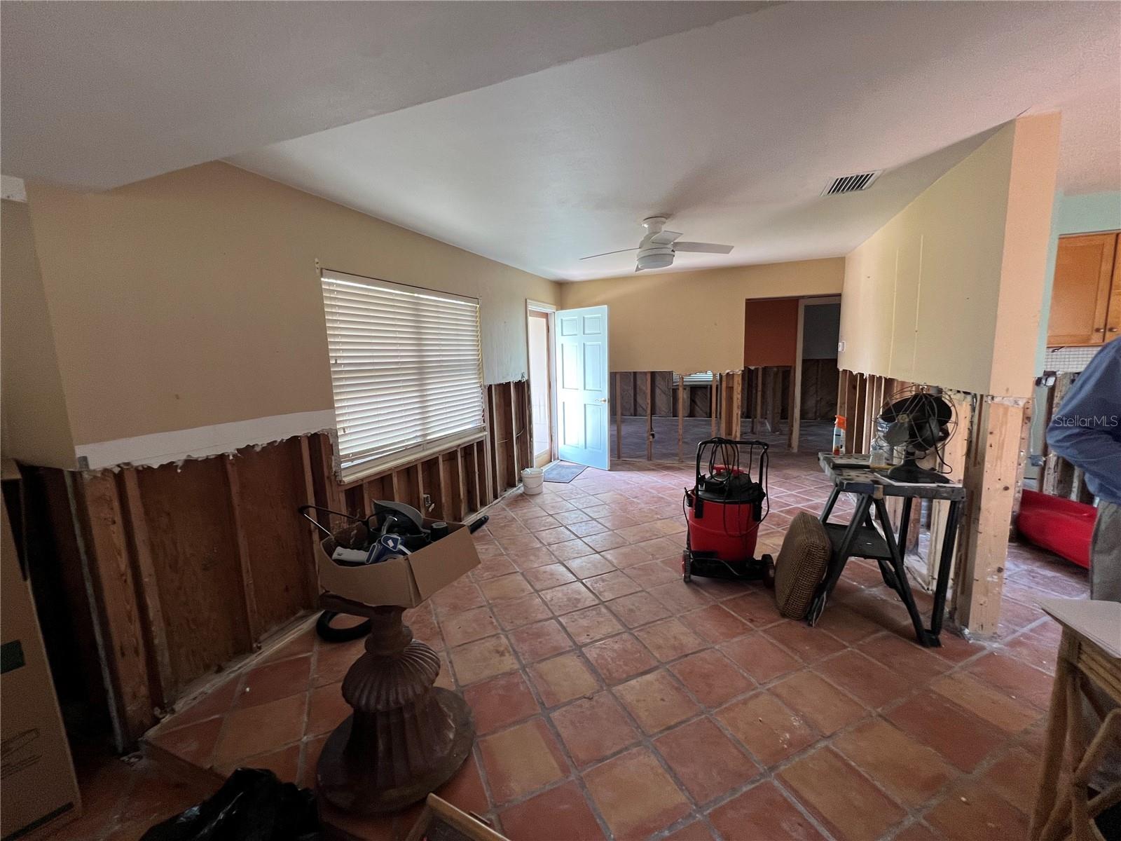 Image 7 of 14 For 256 44th Avenue