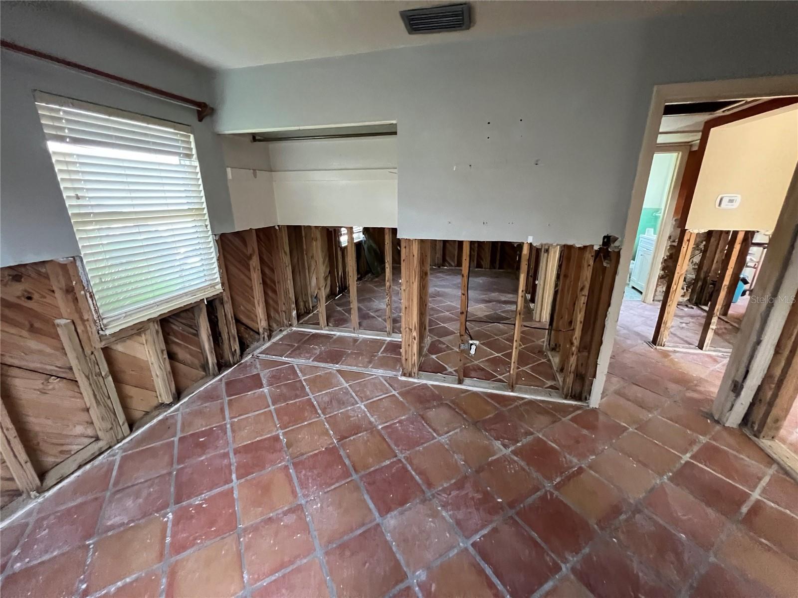 Image 8 of 14 For 256 44th Avenue