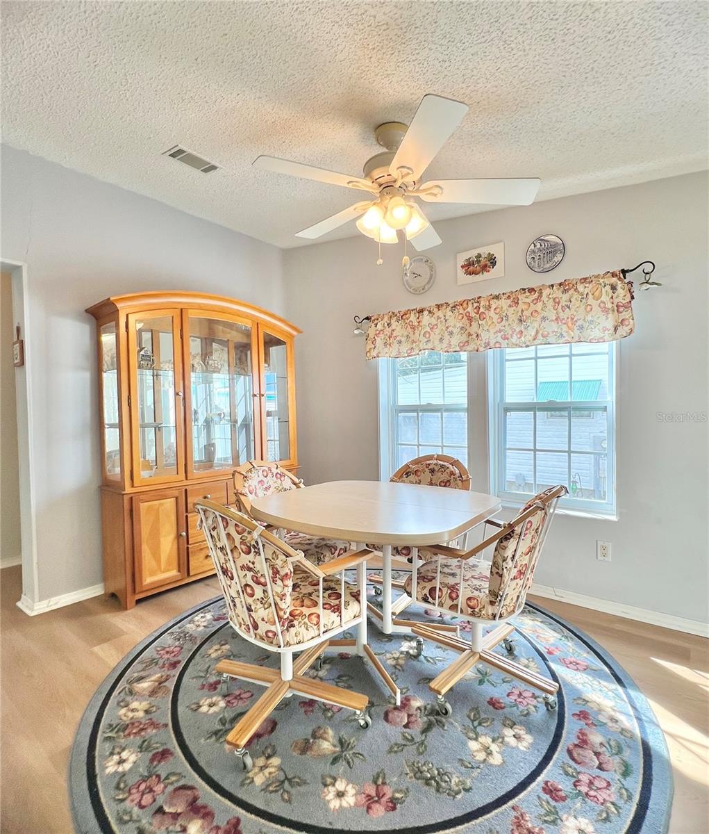 Image 17 of 37 For 51 Pindo Palm Street E