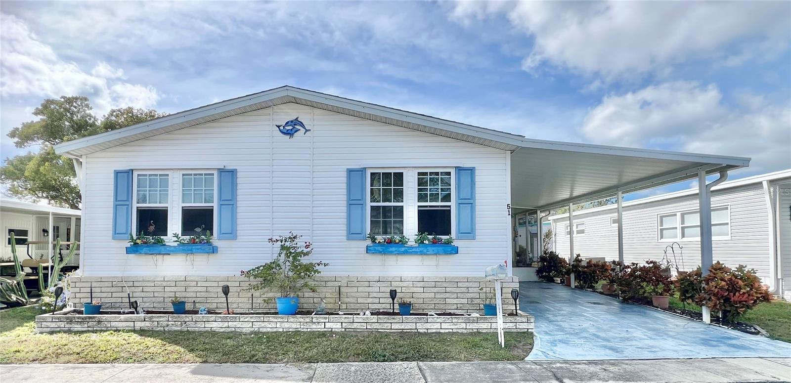 Image 2 of 37 For 51 Pindo Palm Street E