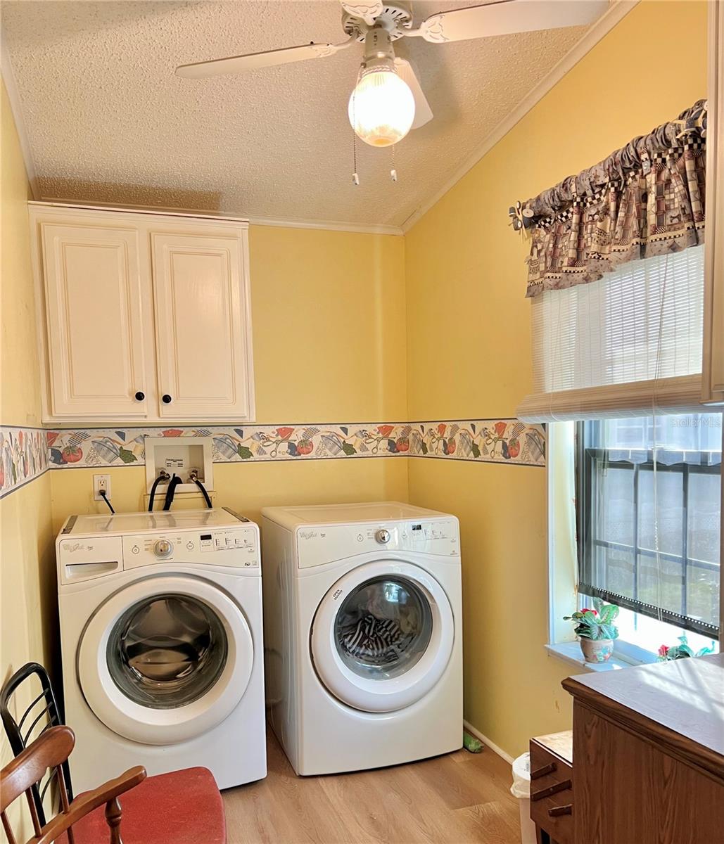 Image 22 of 37 For 51 Pindo Palm Street E