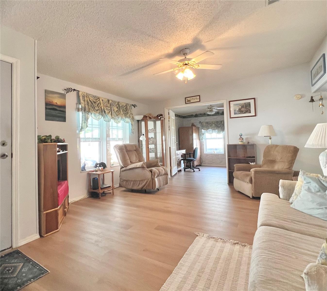 Image 9 of 37 For 51 Pindo Palm Street E