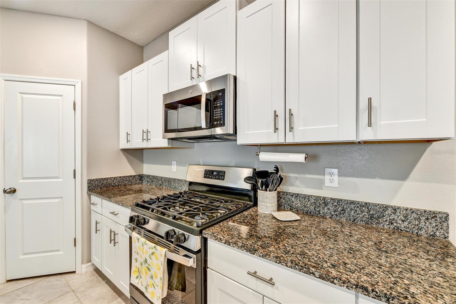 Image 14 of 40 For 9742 Lemon Drop Loop