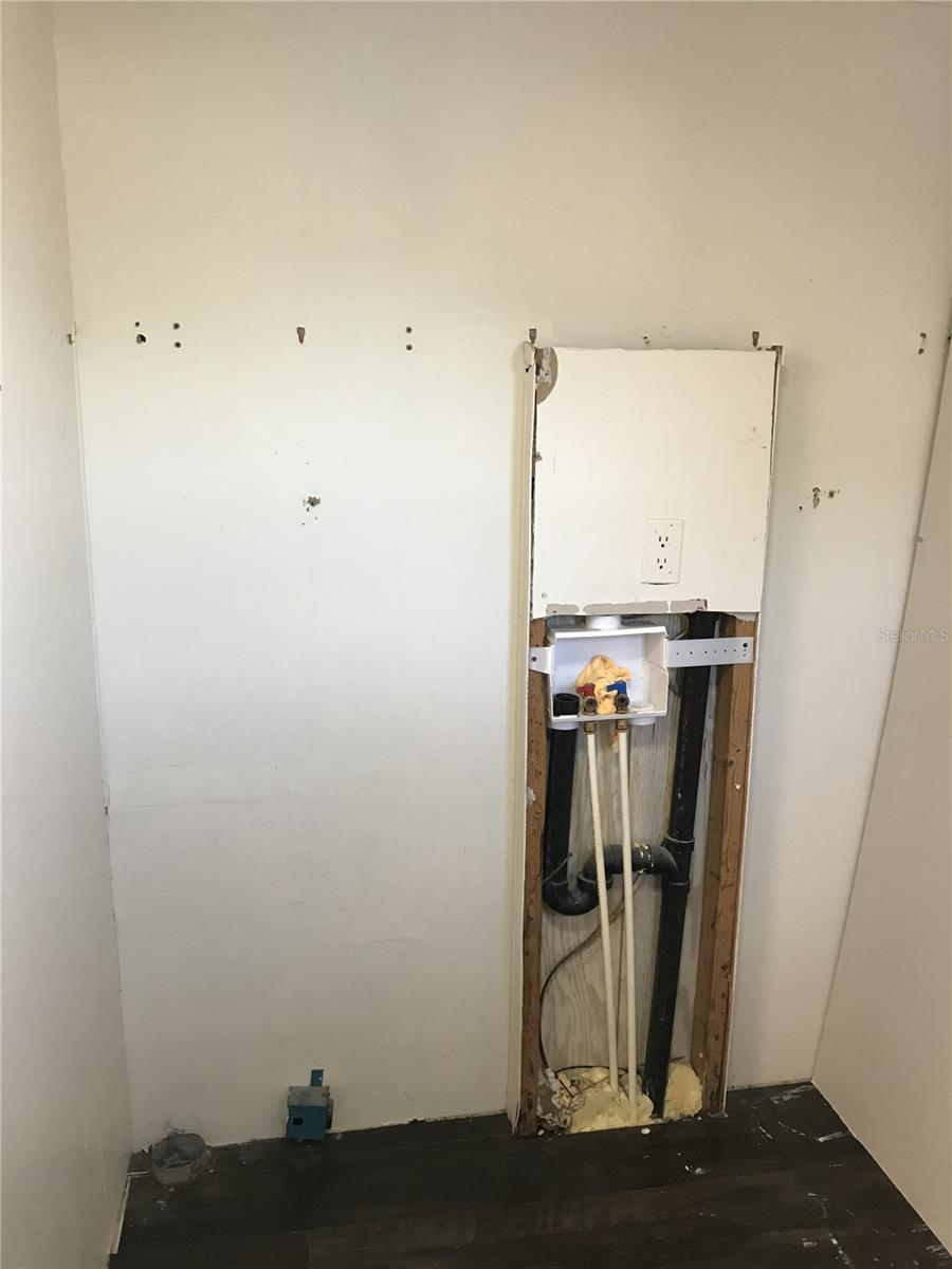 Image 21 of 24 For 7212 Toucan Trail