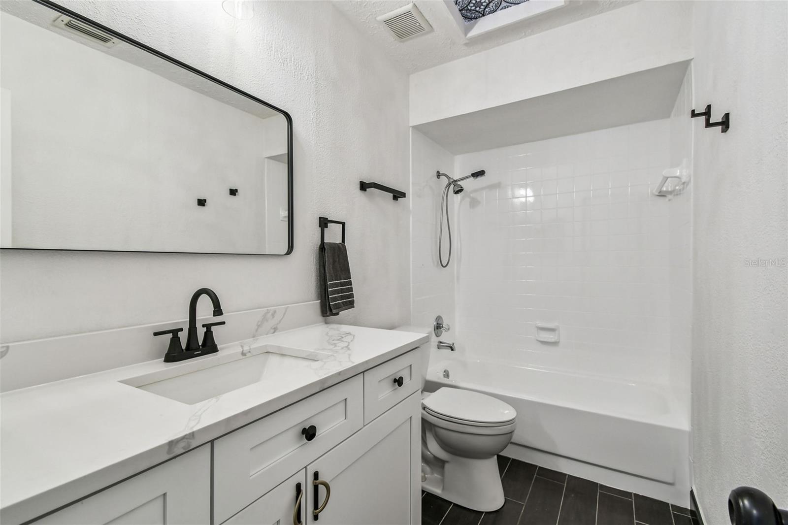 Image 24 of 72 For 4603 Goldbud Lane