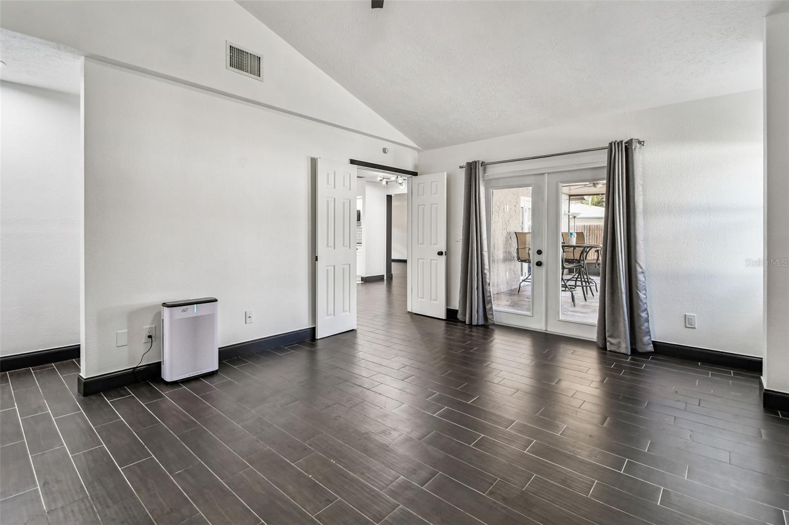 Image 32 of 72 For 4603 Goldbud Lane