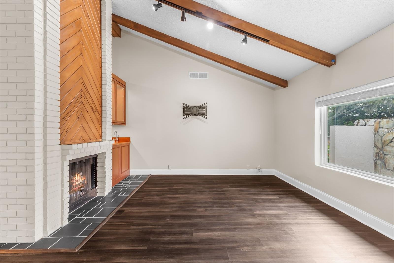 Image 25 of 68 For 1177 Eniswood Parkway