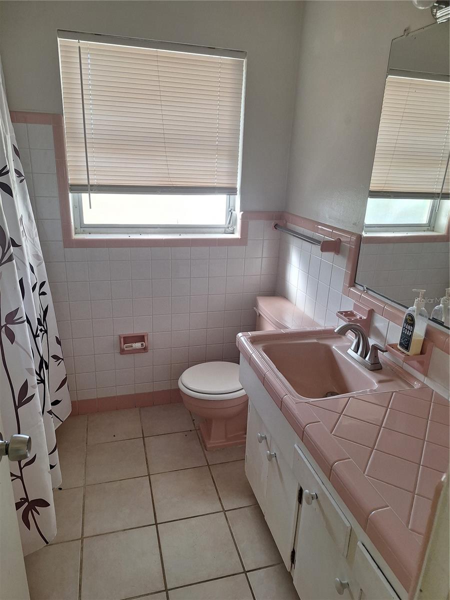 Image 11 of 18 For 6522 113th Street