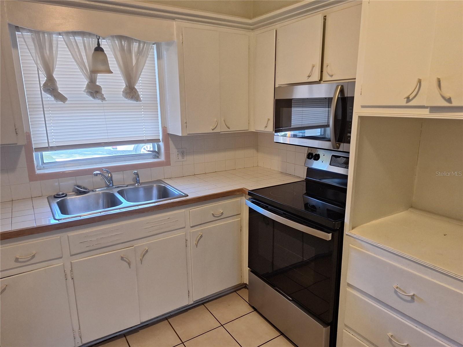 Image 2 of 18 For 6522 113th Street