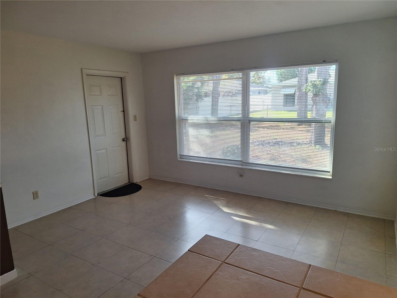 Image 5 of 18 For 6522 113th Street