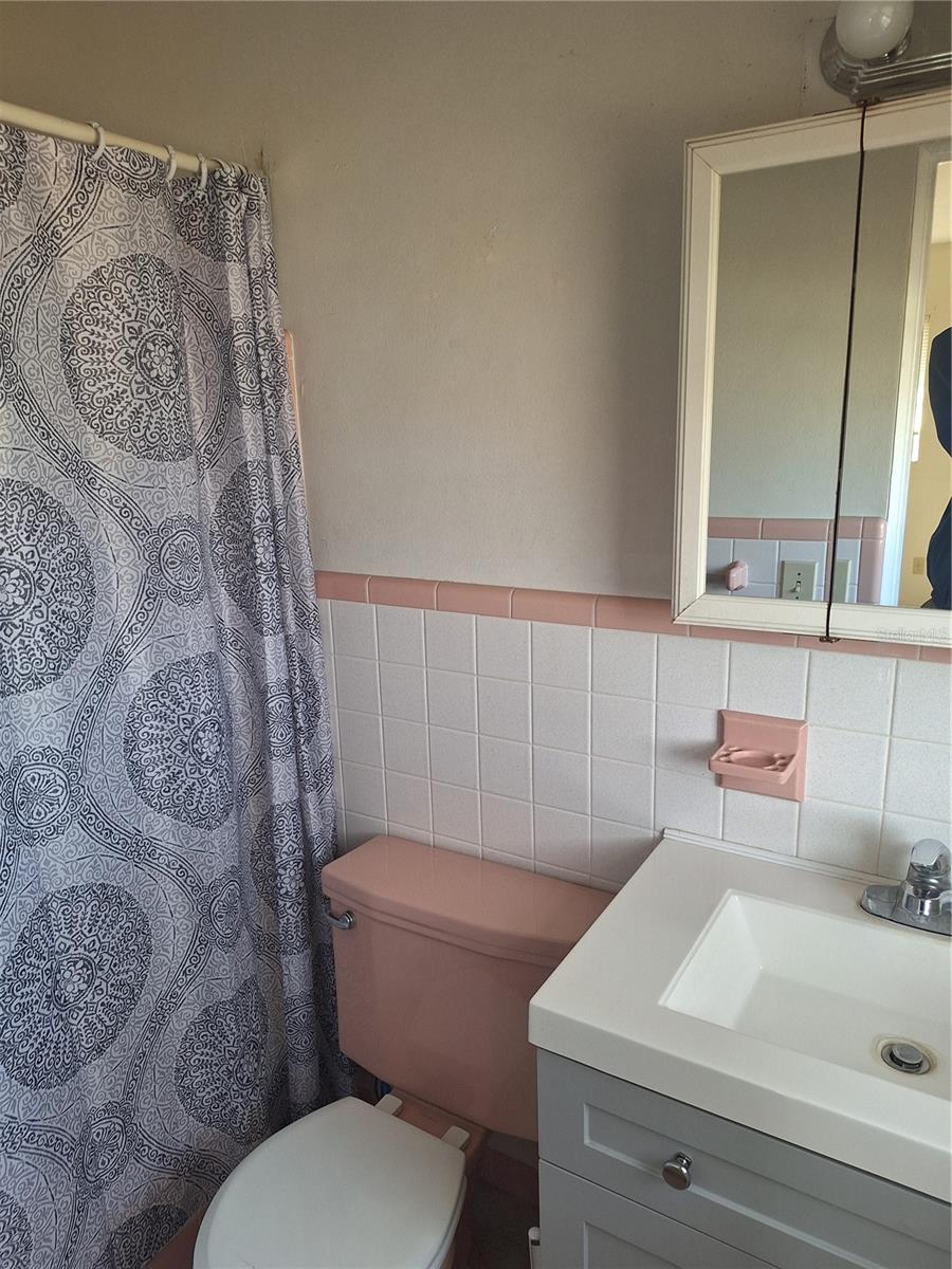 Image 9 of 18 For 6522 113th Street