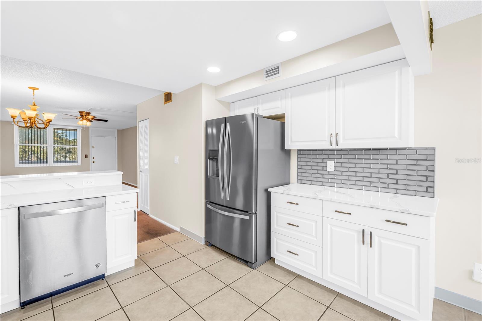 Image 12 of 32 For 5095 Bay Street Ne 317