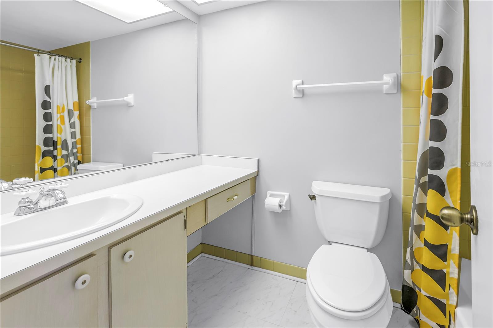 Image 18 of 32 For 5095 Bay Street Ne 317