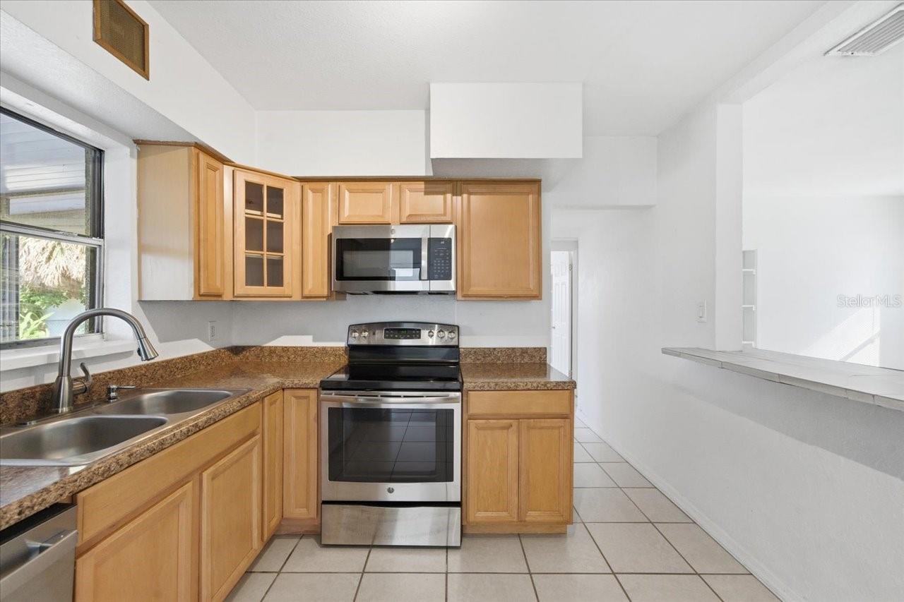 Image 10 of 26 For 10971 57th Avenue