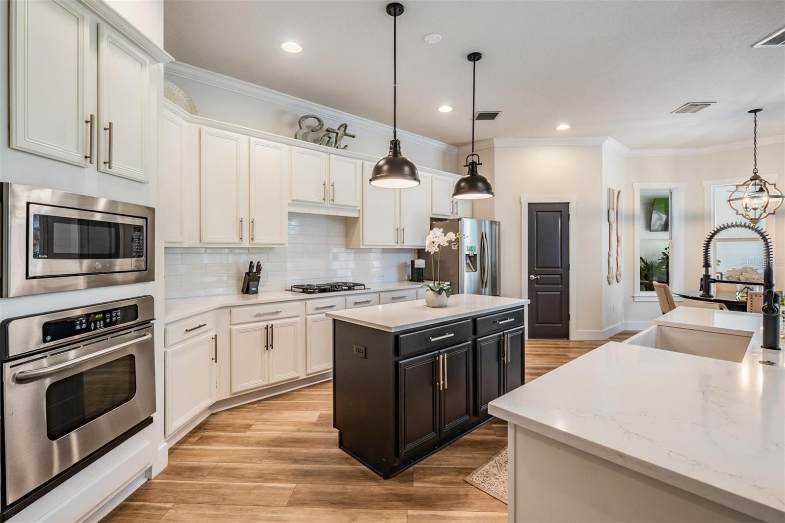 Image 15 of 57 For 14707 Canopy Drive