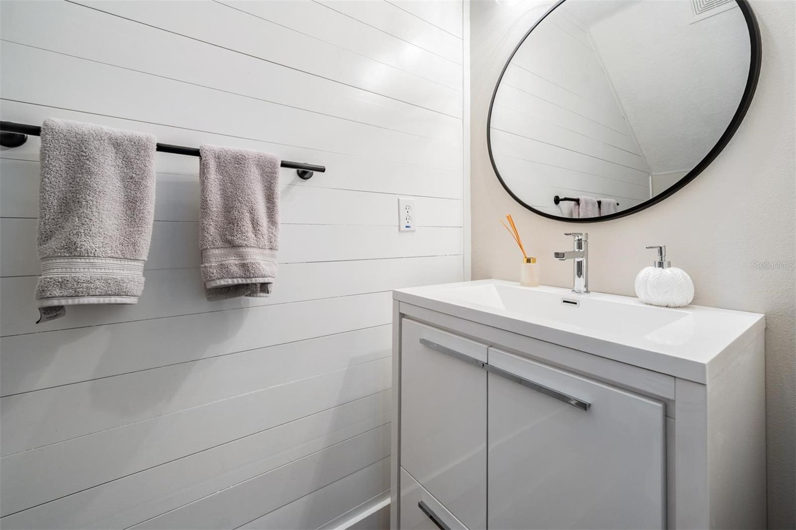 Image 23 of 57 For 14707 Canopy Drive