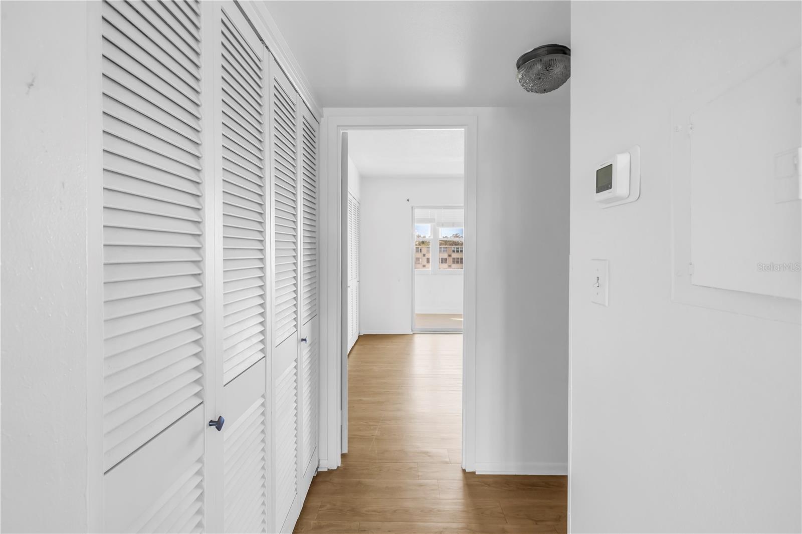 Image 18 of 44 For 951 79th Avenue N 325