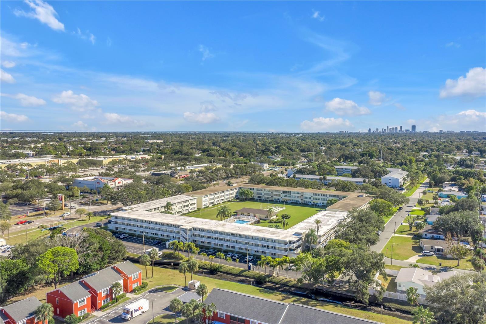 Image 5 of 44 For 951 79th Avenue N 325