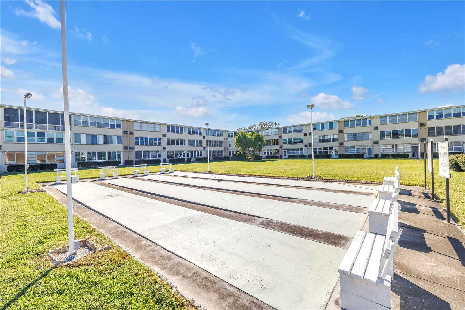 Image 8 of 44 For 951 79th Avenue N 325