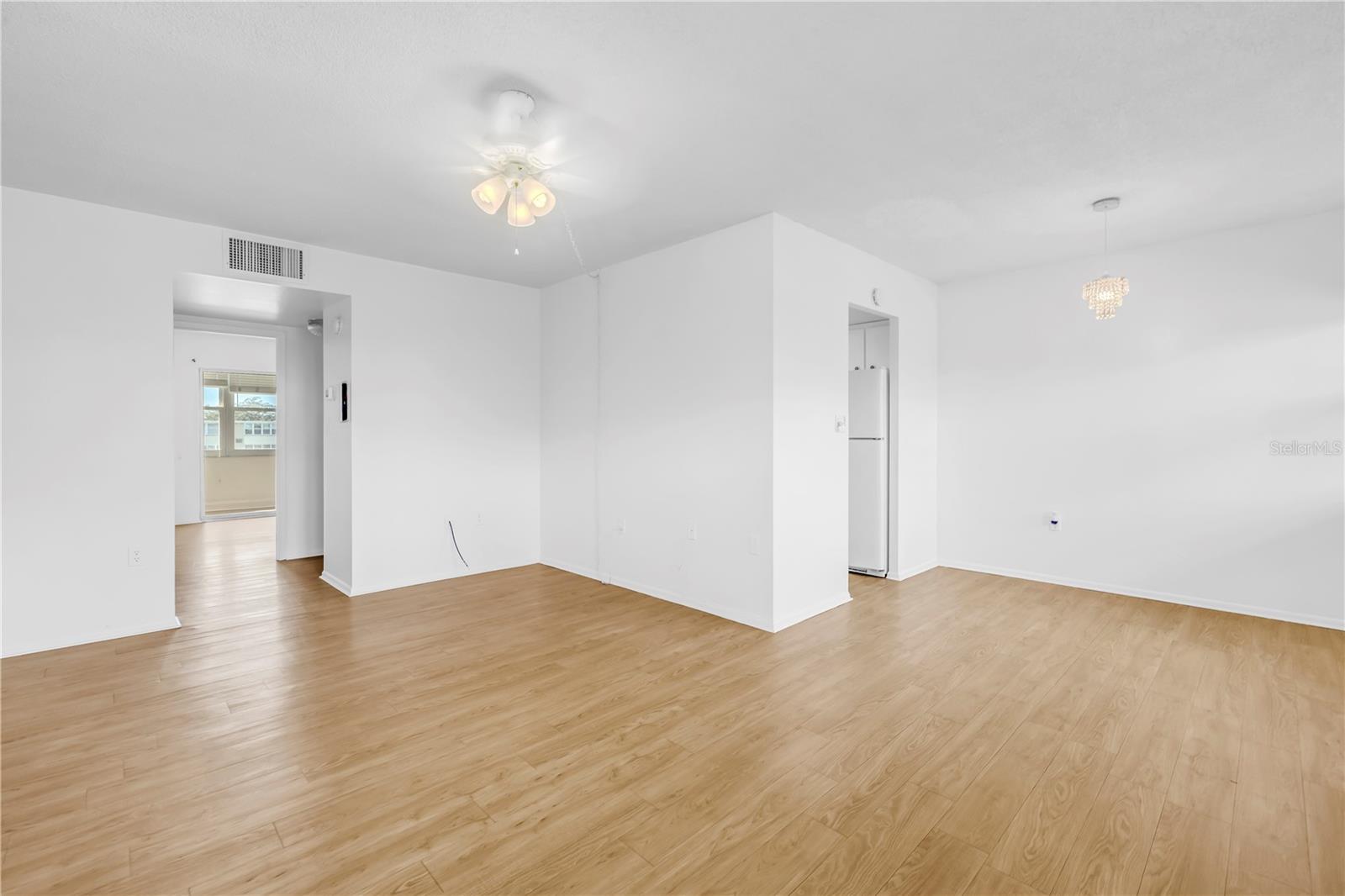 Image 9 of 44 For 951 79th Avenue N 325